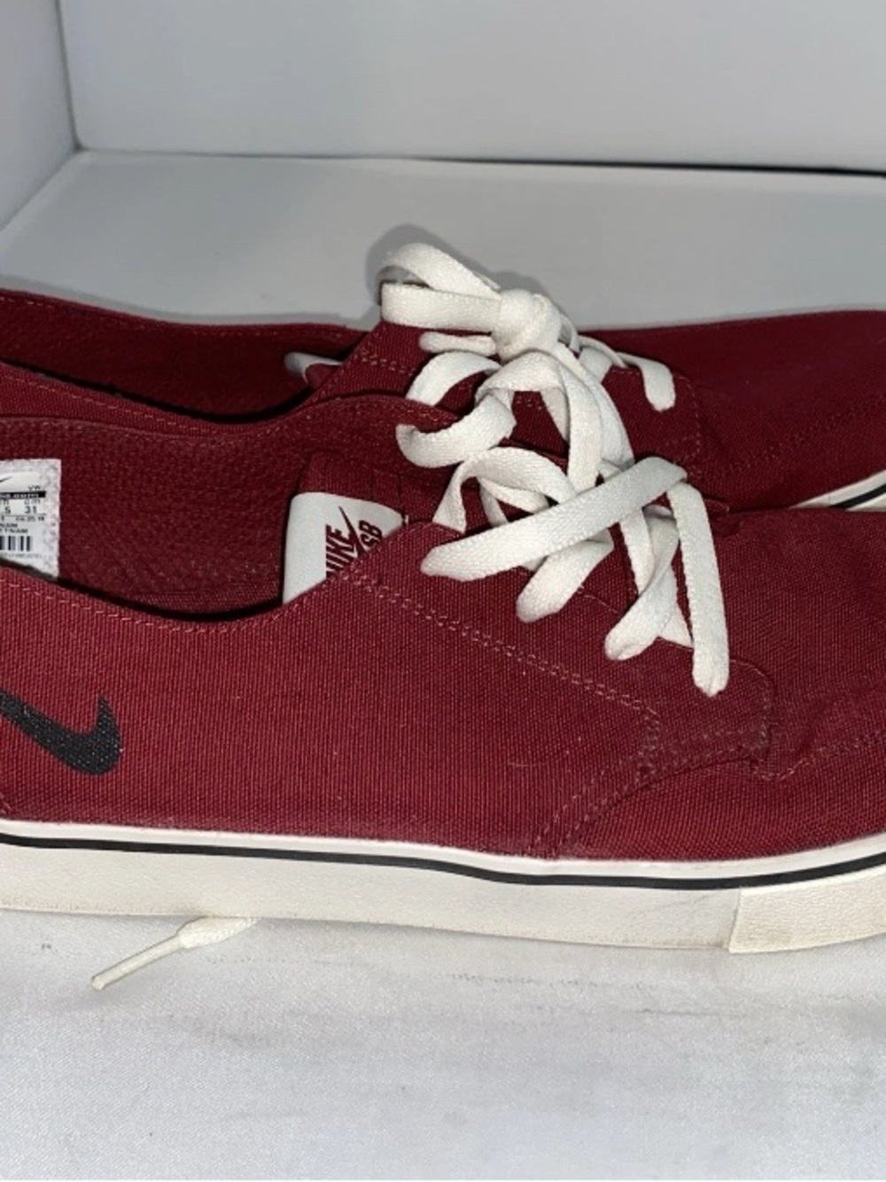 GOOD Nike Men’s SB Skateboard Dark Red Canvas Shoes Size 13 - Picture 5 of 10